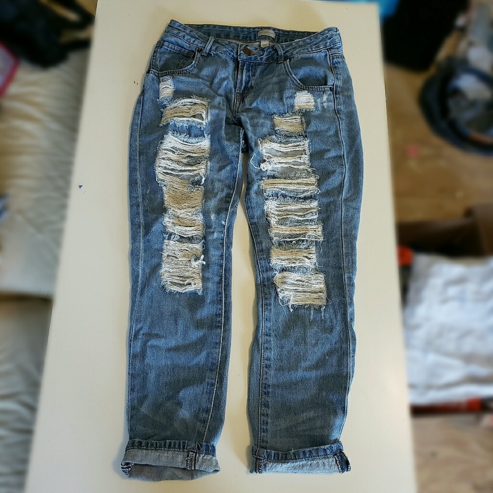 Perfectly distressed boyfriend Jeans